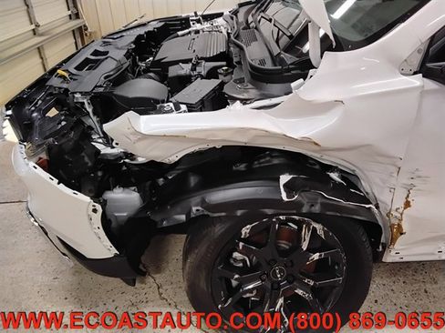 Used 2025 Honda Pilot Touring image 18