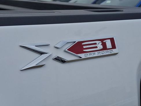 New 2026 GMC Sierra 2500 SLT w/ SLT Premium Package image 24