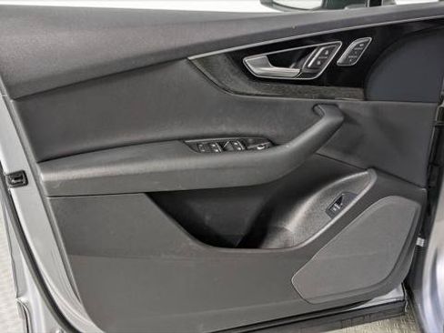 Used 2019 Audi Q7 3.0T Premium AWD/4WD image 13