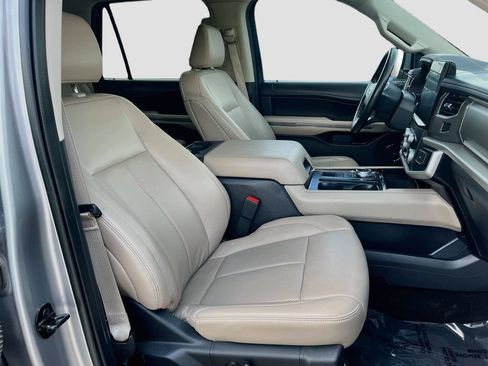 Used 2023 Ford Expedition Max XLT RWD image 29