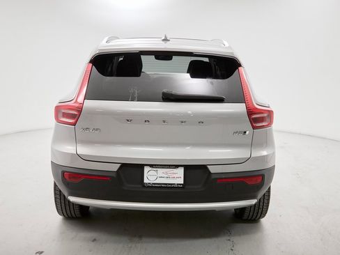 Used 2023 Volvo XC40 B5 Ultimate w/ Protection Package Premier image 8