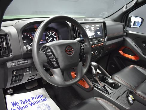 Certified 2025 Nissan Frontier PRO-4X w/ Pro Premium Package AWD/4WD image 4