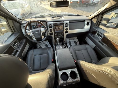 Used 2013 Ford F150 Platinum image 2