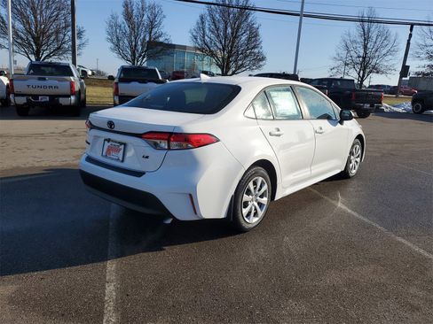 New 2026 Toyota Corolla LE image 4