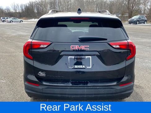 Certified 2019 GMC Terrain SLE w/ Driver Convenience Package image 4