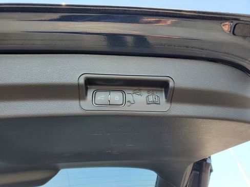 Used 2024 Ford Explorer XLT w/ Equipment Group 202A AWD/4WD image 30