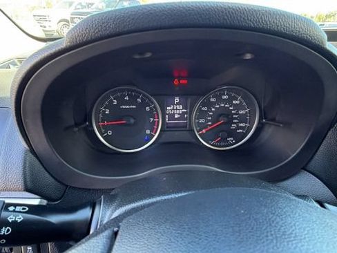 Used 2016 Subaru Crosstrek 2.0i Premium AWD/4WD image 28