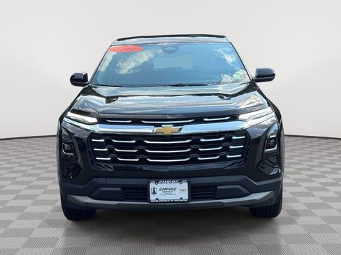 Used 2026 Chevrolet Equinox LT w/ Convenience Package II AWD/4WD image 2