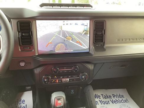 New 2025 Ford Bronco Badlands image 31