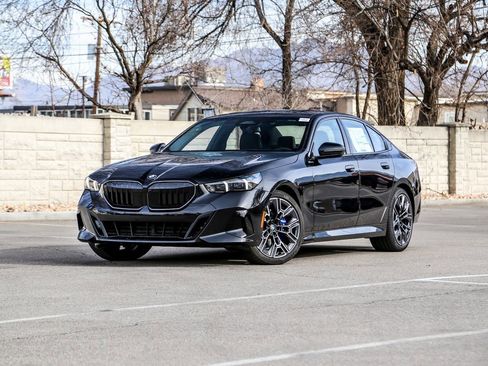 Used 2026 BMW 530i xDrive 530i xDrive w/ M Sport Package image 1