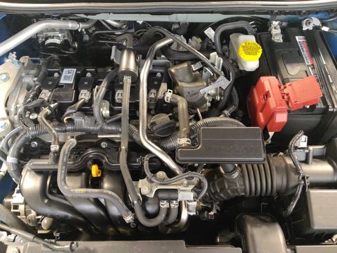 Used 2025 Nissan Sentra SV FWD image 30