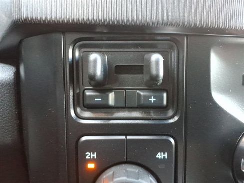 New 2026 Ford F450 Platinum w/ FX4 Off-Road Package image 14