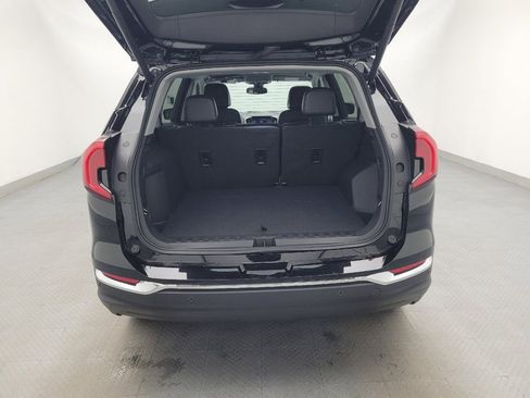 Used 2024 GMC Terrain SLT image 29