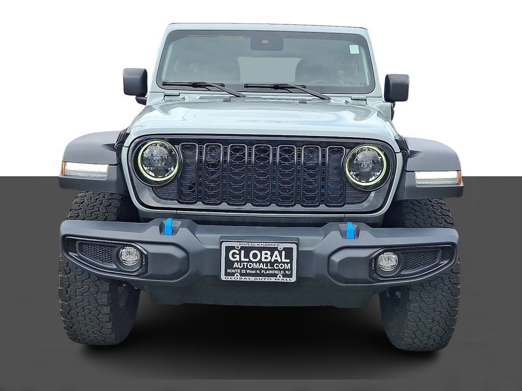 Used 2024 Jeep Wrangler Unlimited AWD/4WD image 2