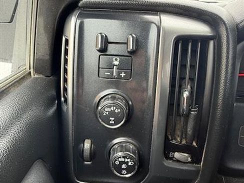 Used 2017 Chevrolet Silverado 1500 LT w/ All Star Edition image 13