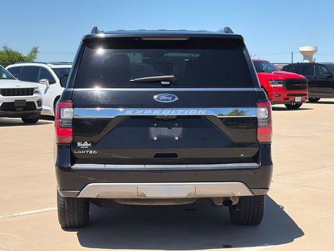 Used 2021 Ford Expedition Limited image 8