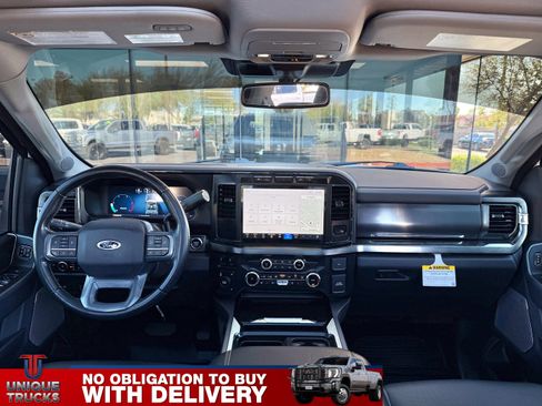 Used 2023 Ford F450 Lariat w/ FX4 Off-Road Package image 33