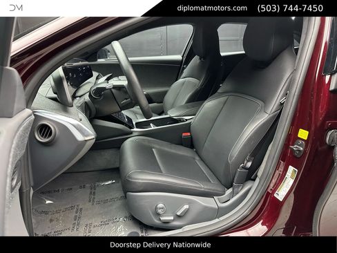 Used 2024 Lucid Air Touring image 17