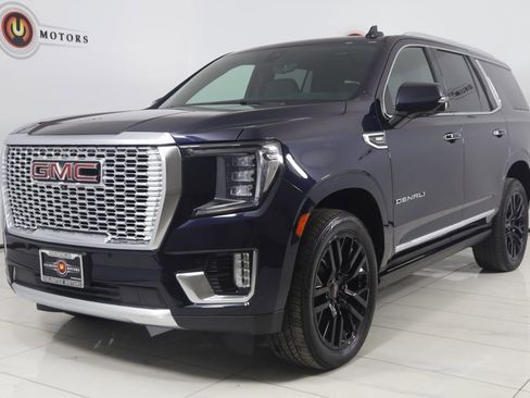 Used 2021 GMC Yukon Denali w/ Denali Premium Package image 5