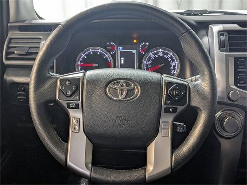 Used 2022 Toyota 4Runner TRD Sport image 11