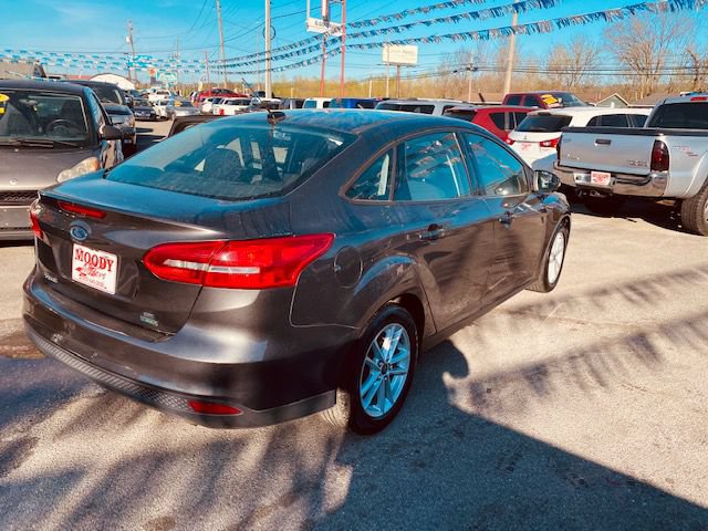Used 2015 Ford Focus SE FWD image 9