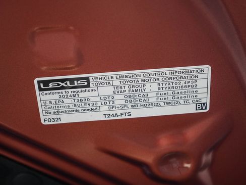 Used 2024 Lexus RX 350 FWD w/ Convenience Package image 23