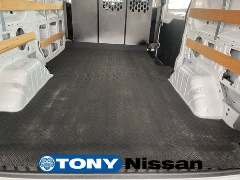Used 2025 Ford Transit 250 Low Roof w/ Exterior Upgrade Package RWD image 29