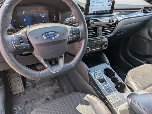 Used 2025 Ford Escape ST-Line FWD image 15