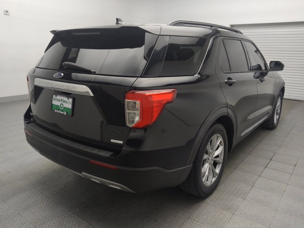 Used 2020 Ford Explorer XLT w/ Equipment Group 202A RWD image 9