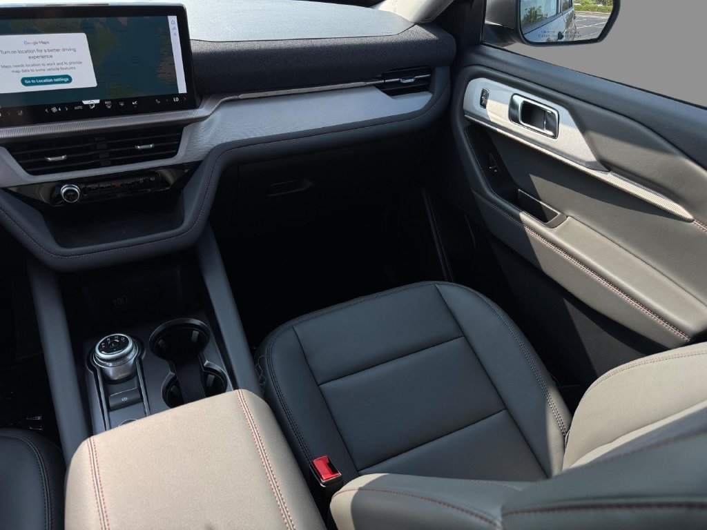 New 2026 Ford Explorer Active w/ Active Comfort Package AWD/4WD image 12