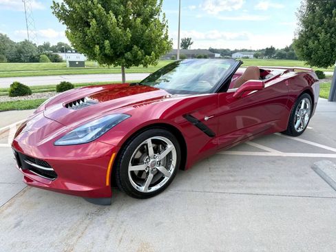 Used 2014 Chevrolet Corvette Stingray Convertible w/ 3LT Preferred Equipment Group RWD image 19