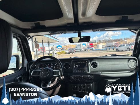 Used 2022 Jeep Gladiator Overland w/ Popular Equipment Package image 18