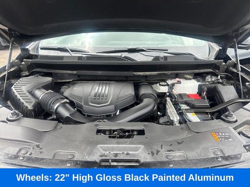 Used 2026 Chevrolet Traverse RS w/ LPO, Floor Liner Package AWD/4WD image 23