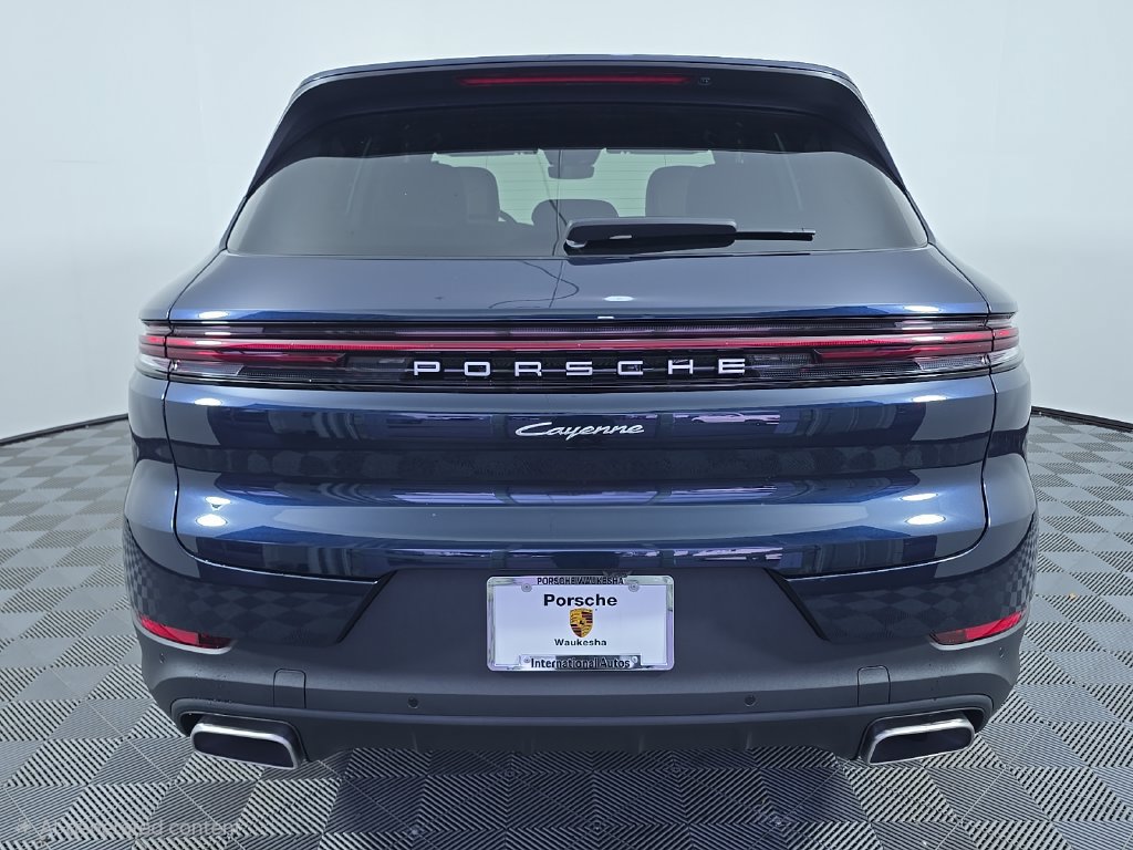 Certified 2026 Porsche Cayenne AWD/4WD image 6