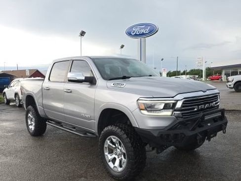 Used 2019 RAM 1500 Laramie w/ Off Road Group AWD/4WD image 1
