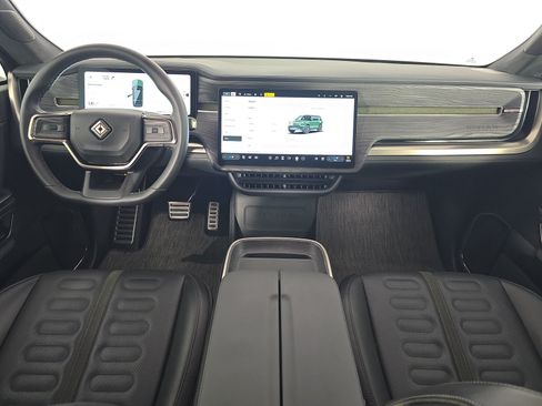 Used 2024 Rivian R1S Adventure AWD/4WD image 25