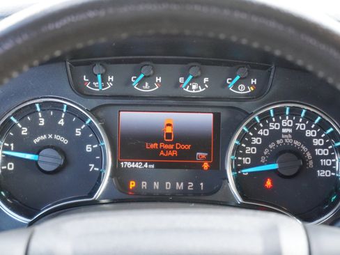 Used 2013 Ford F150 XLT w/ Mid Equipment Group image 30