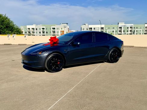 Used 2024 Tesla Model 3 Long Range RWD image 4
