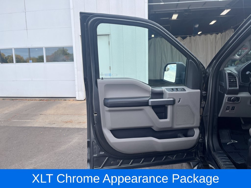 Used 2018 Ford F150 XLT w/ Equipment Group 302A Luxury AWD/4WD image 13