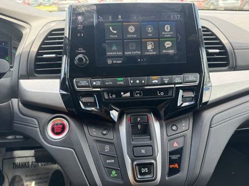 Used 2023 Honda Odyssey Sport image 16