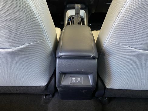 Used 2025 Toyota Corolla SE FWD image 25