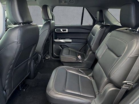 Certified 2023 Ford Explorer XLT w/ Equipment Group 202A AWD/4WD image 23