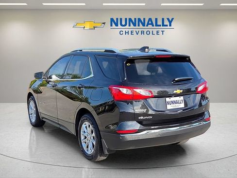 Used 2018 Chevrolet Equinox LT w/ Sun & Infotainment Package FWD image 3