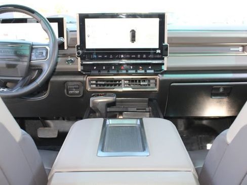 Used 2024 GMC Hummer EV 3X w/ Extreme Off-Road Package image 27