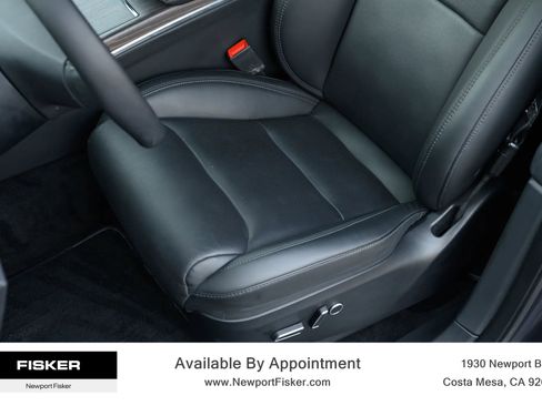 Used 2024 Tesla Model X image 12