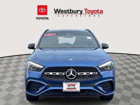 Used 2025 Mercedes-Benz GLA 250 4MATIC image 3