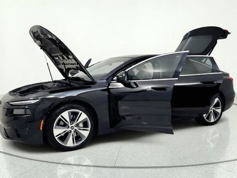 Used 2025 Audi A6 e-tron Premium Plus w/ Premium Plus RWD image 14