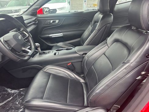Used 2024 Ford Mustang Premium image 25