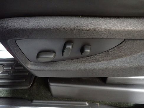 Used 2016 GMC Sierra 1500 Denali w/ Enhanced Driver Alert Package image 23