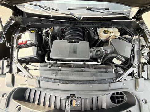 Used 2023 GMC Yukon XL Denali AWD/4WD image 35